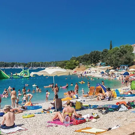 Lovely In With Wifi Appartement Pula