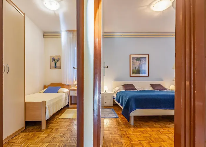 Lovely In With Wifi Apartament