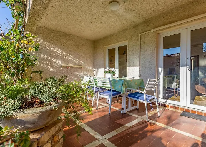 Lovely In With Wifi Pula