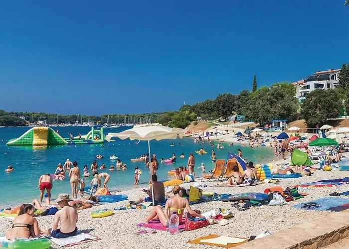 Lovely In With Wifi Apartament Pula