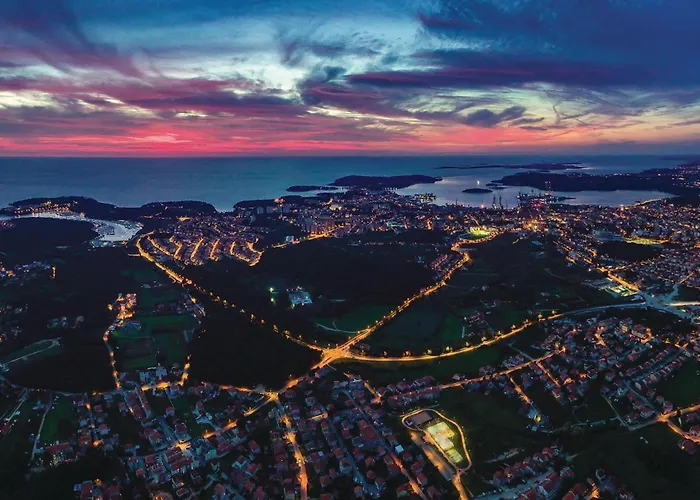 Apartament Lovely In With Wifi